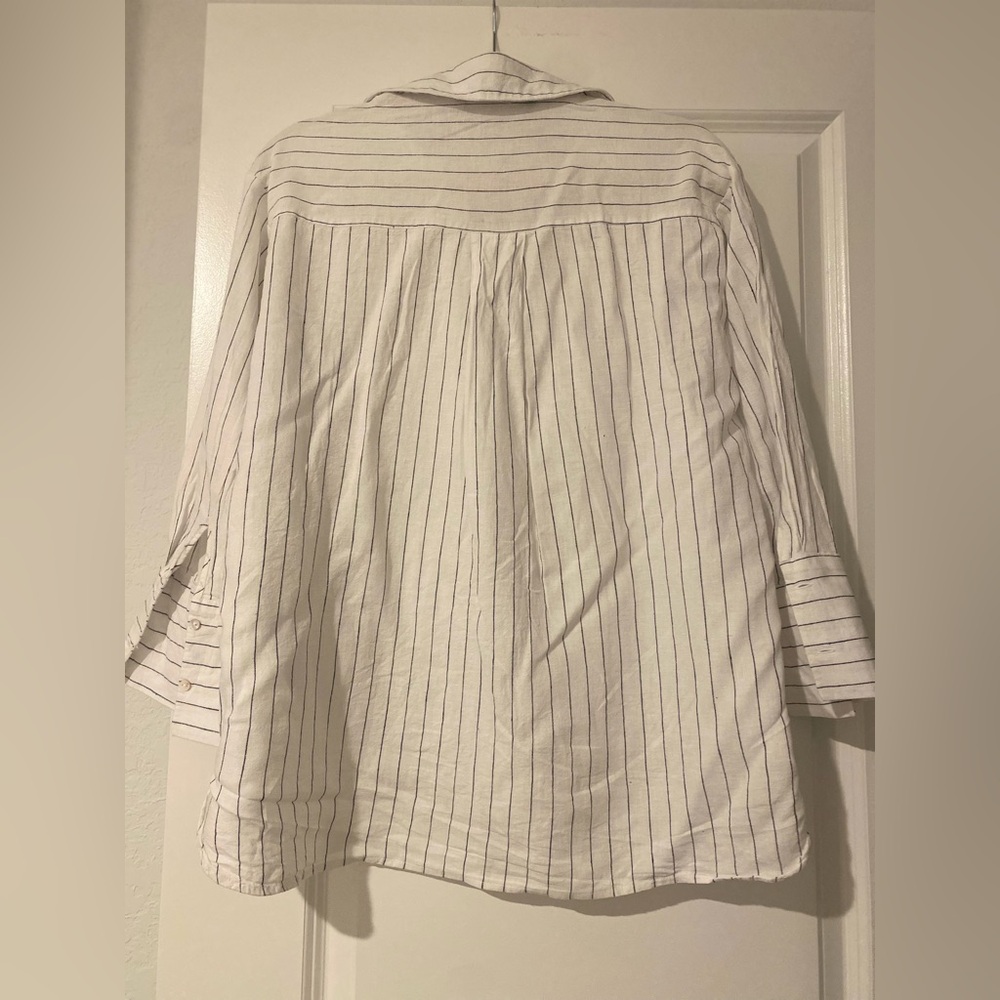 Zara White and Black Striped Button-Down Shirt - Picture 4 of 6